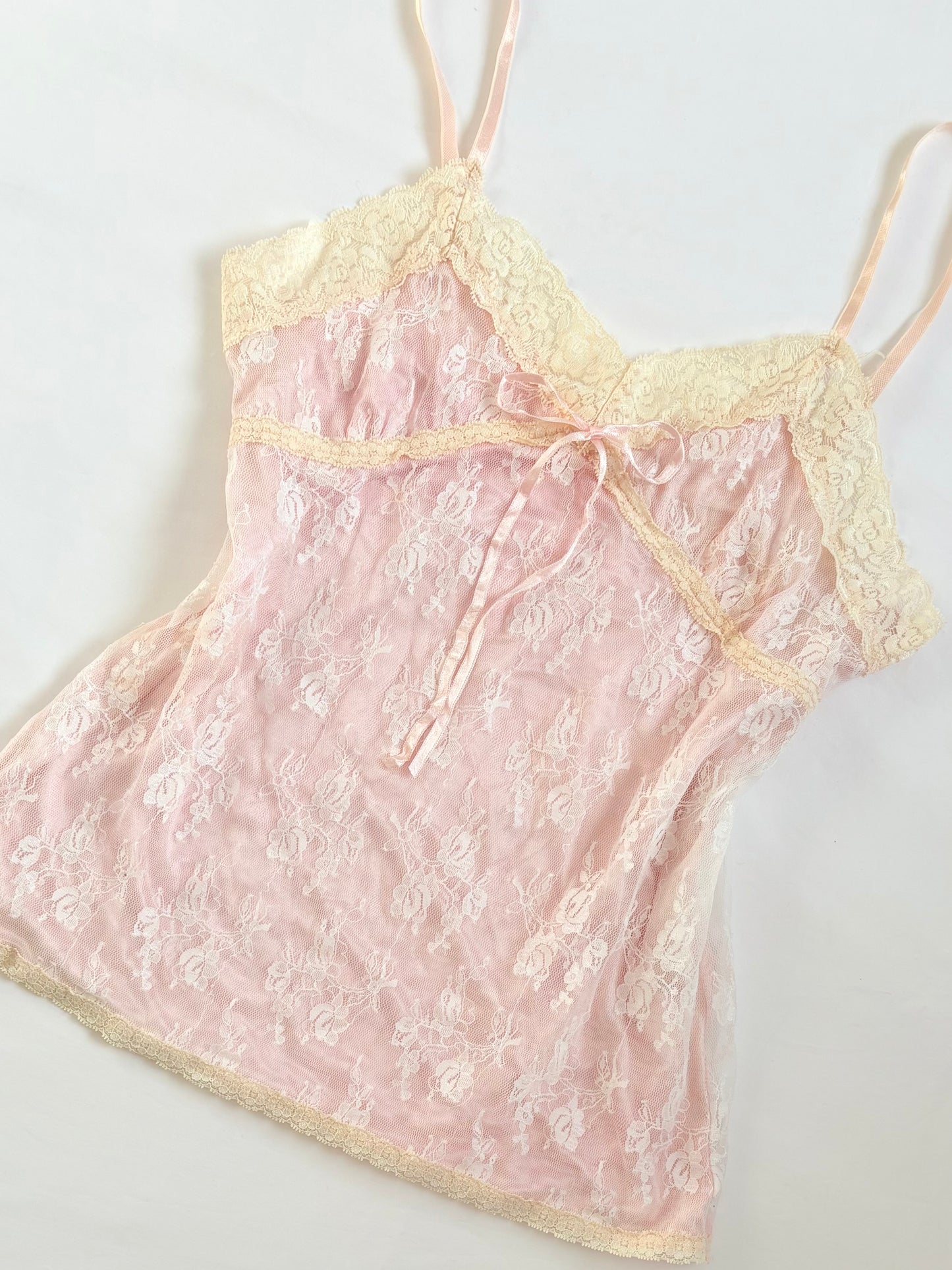 00’s Galcier baby pink lace top | Size 8