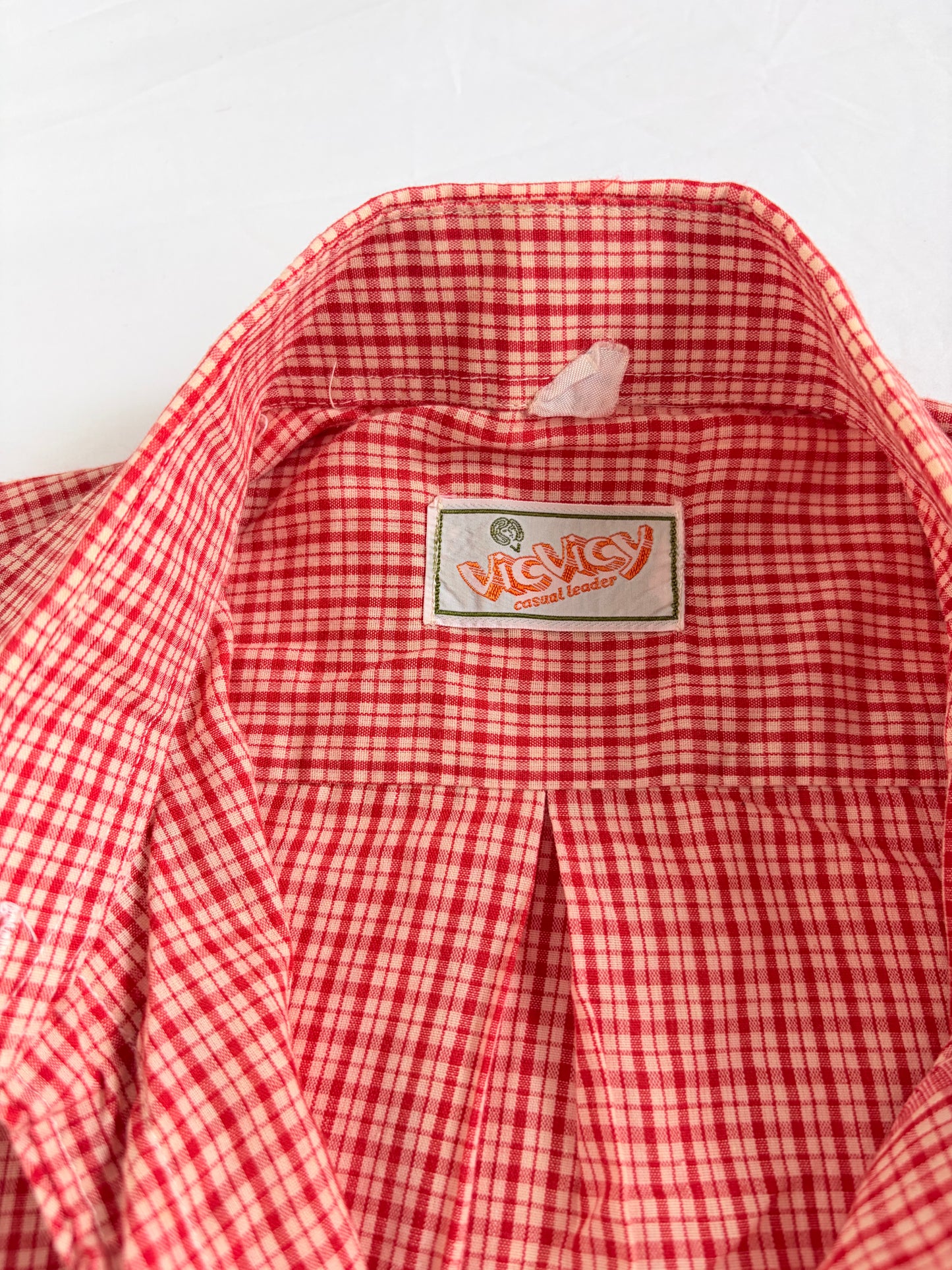 00’s Red plaid cinched shirt | Size 6-8