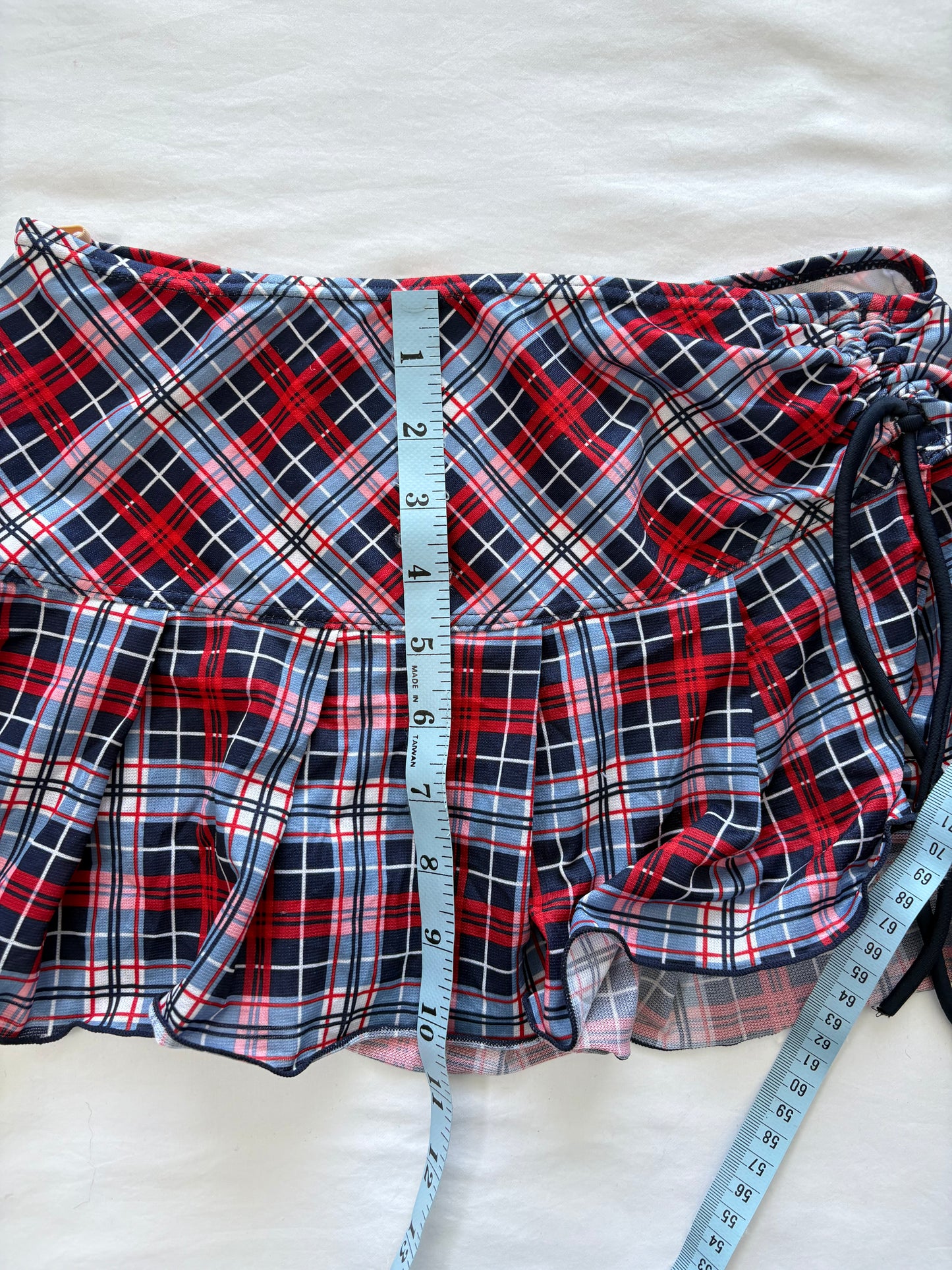 00’s Plaid micro mini skirt | Size 6