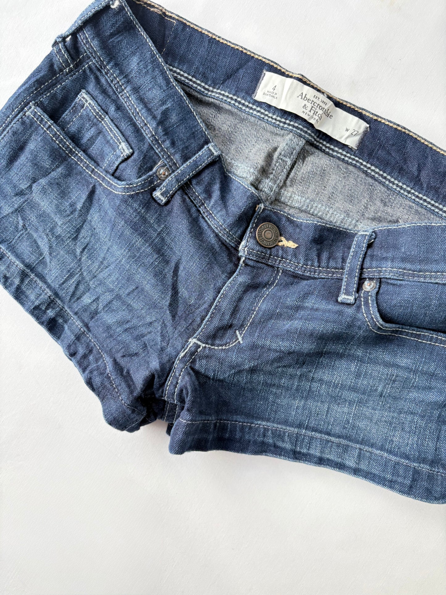 00’s Abercrombie dark wash shorts | Size 10