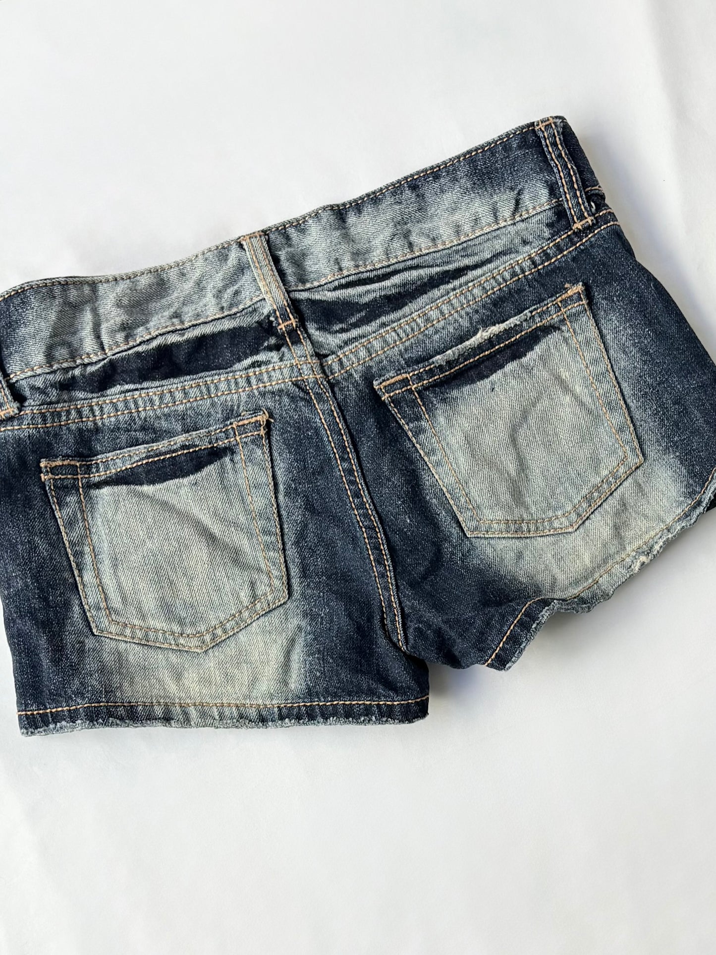 00’s Ingni faded denim shorts | Size 8
