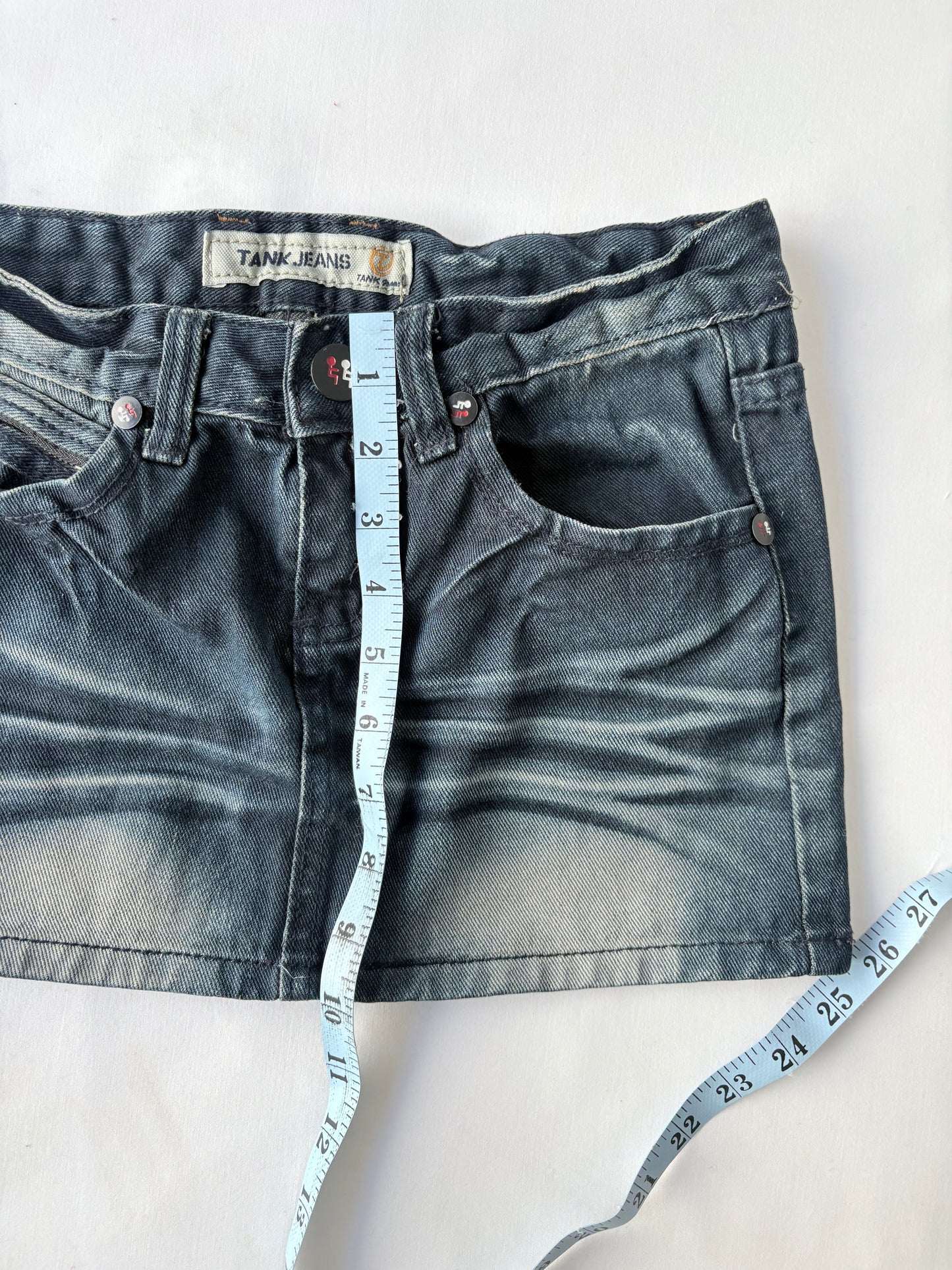 00’s Tank Jeans dark denim skirt | Size 8