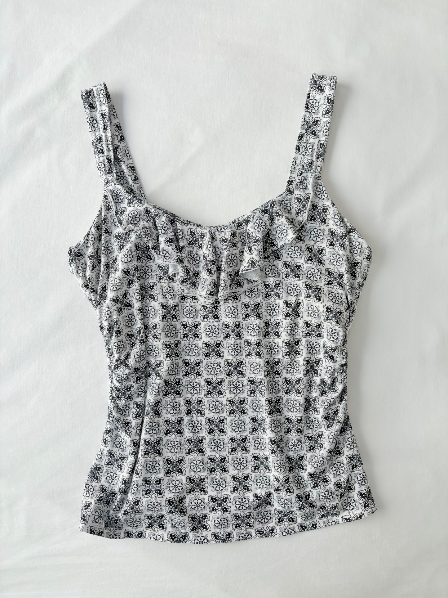 00’s Ruffle patterned tank | Size large