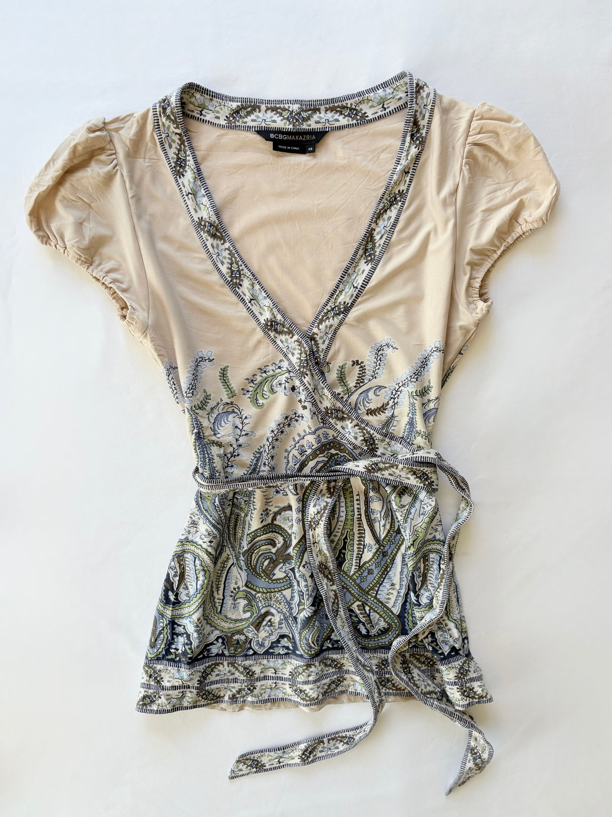 00’s BCBG cap sleeve tie top | Size 8