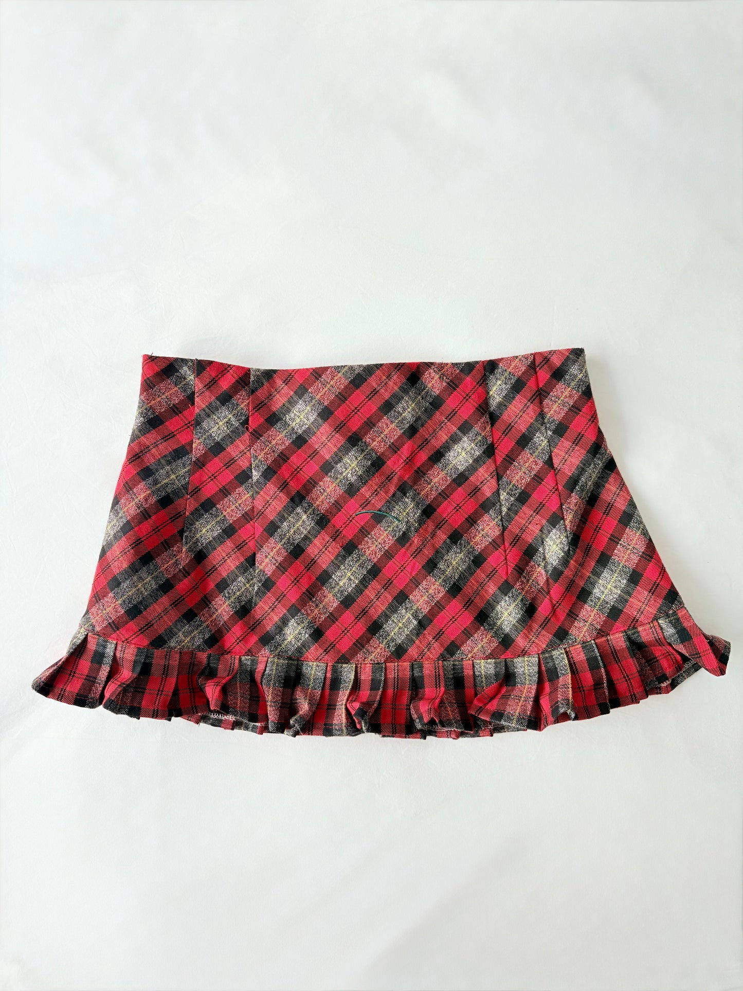 00’s Italian red plaid skirt | Size 6