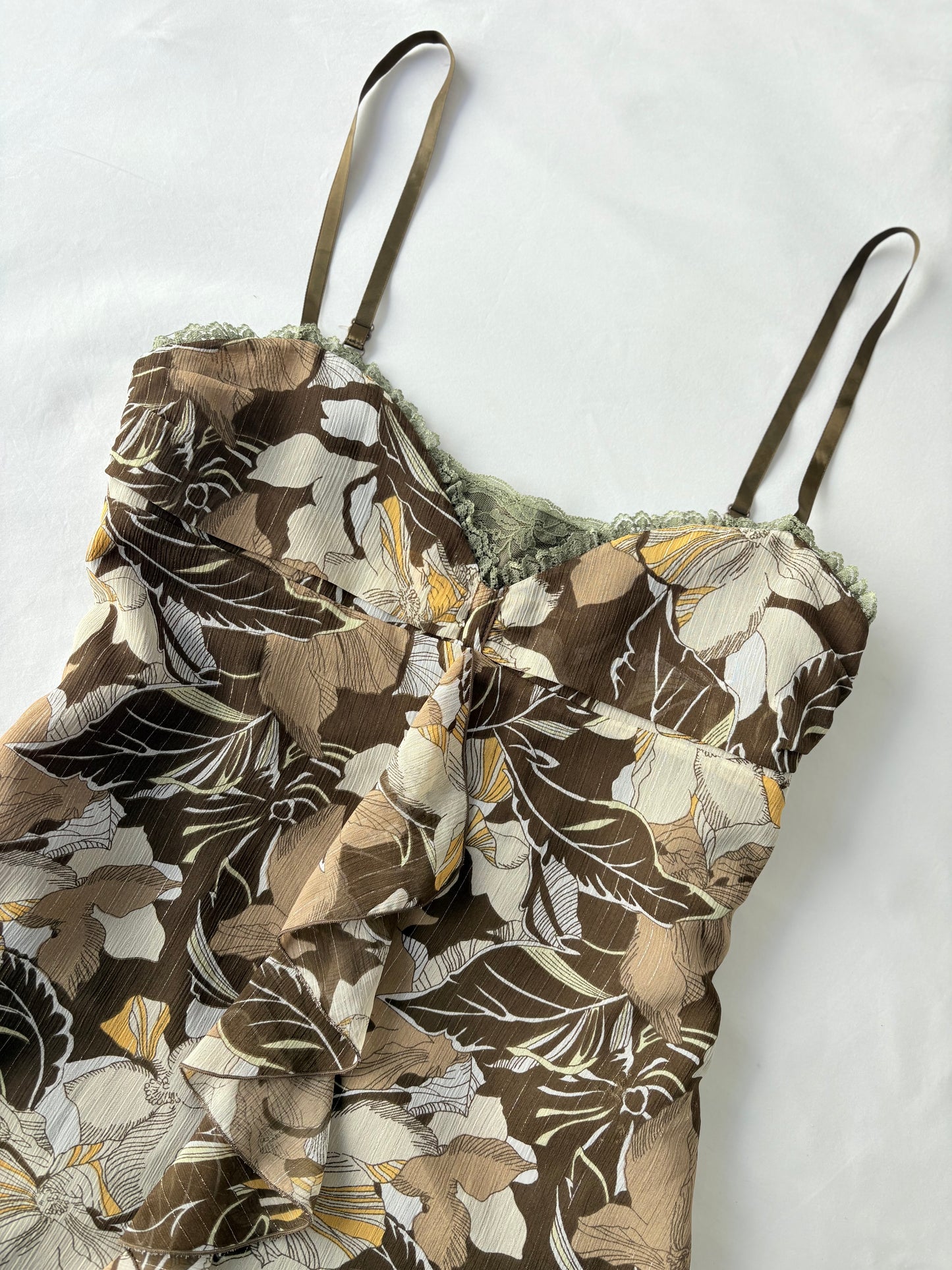 00’s Ruffle lace trim cami | Size 12