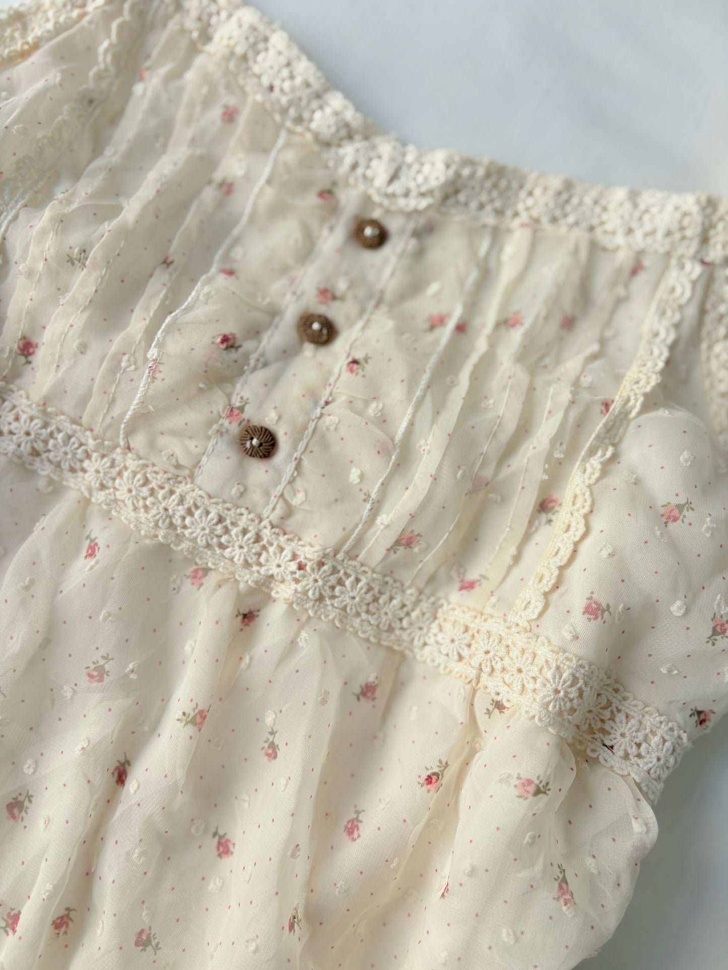 00’s Ditsy floral babydoll top | Size 12