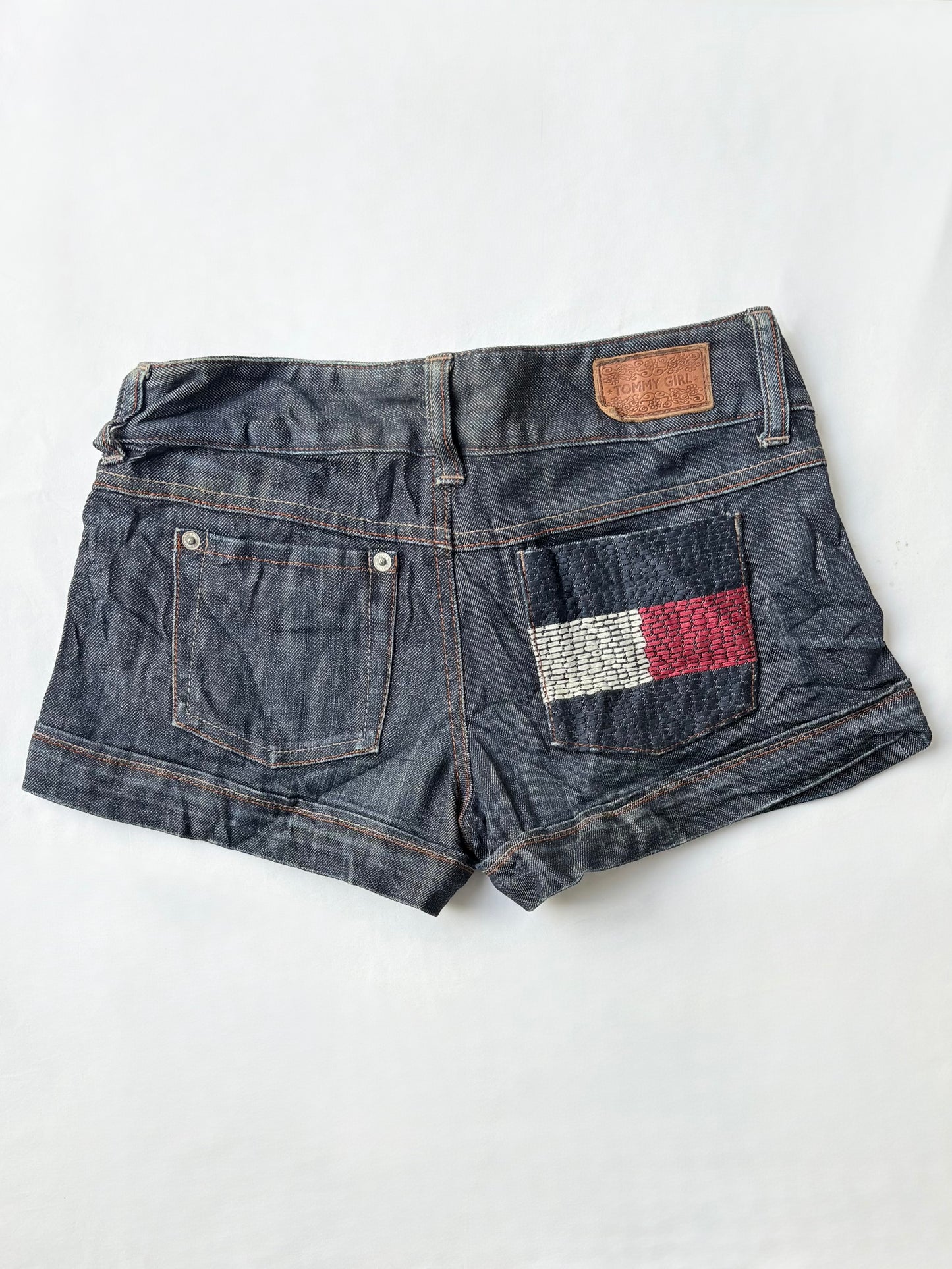 00’s Tommy Hilfiger low rise denim shorts | Size 8