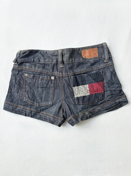 00’s Tommy Hilfiger low rise denim shorts | Size 8