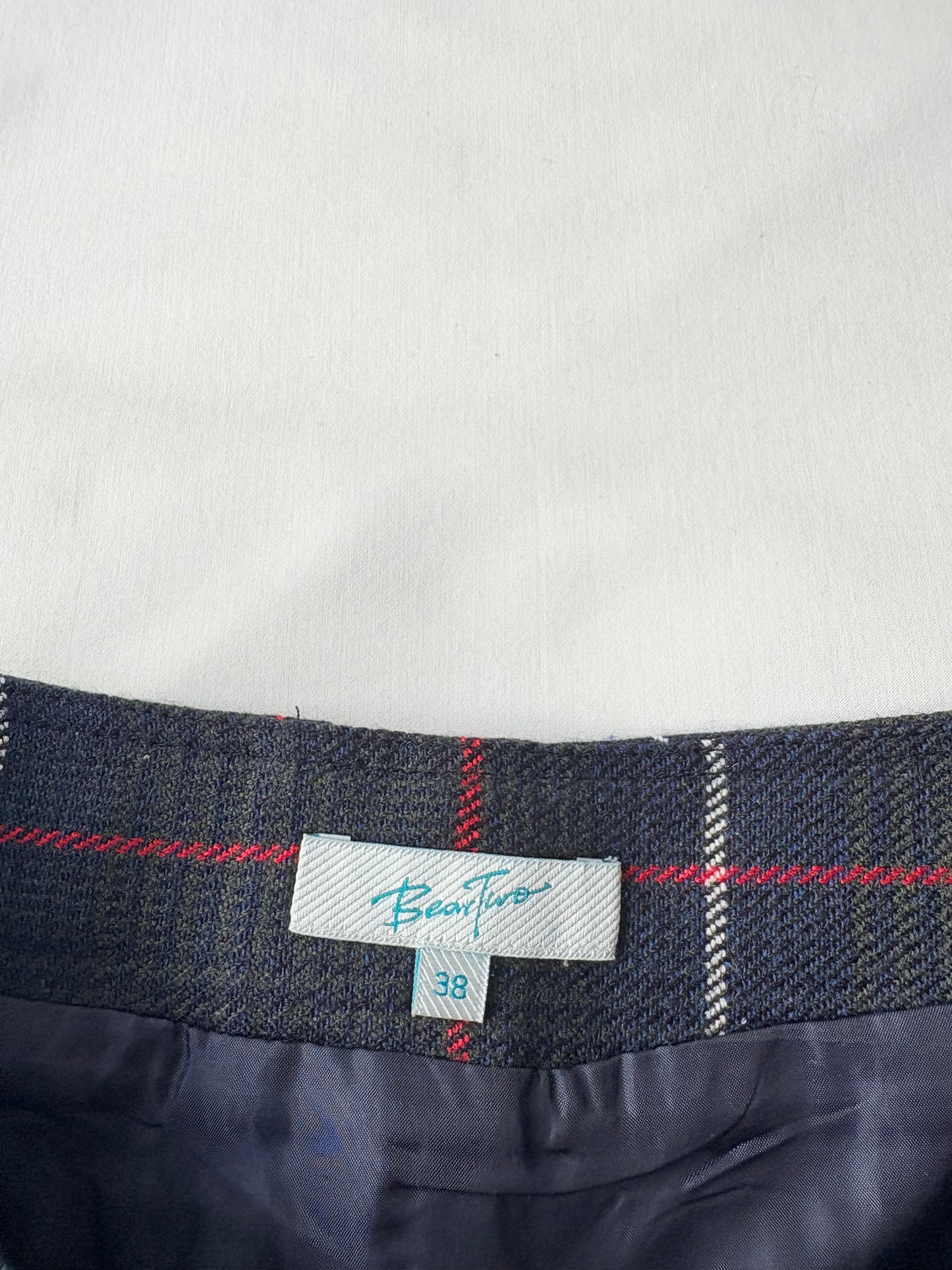 00’s Navy plaid mini skirt | Size 8