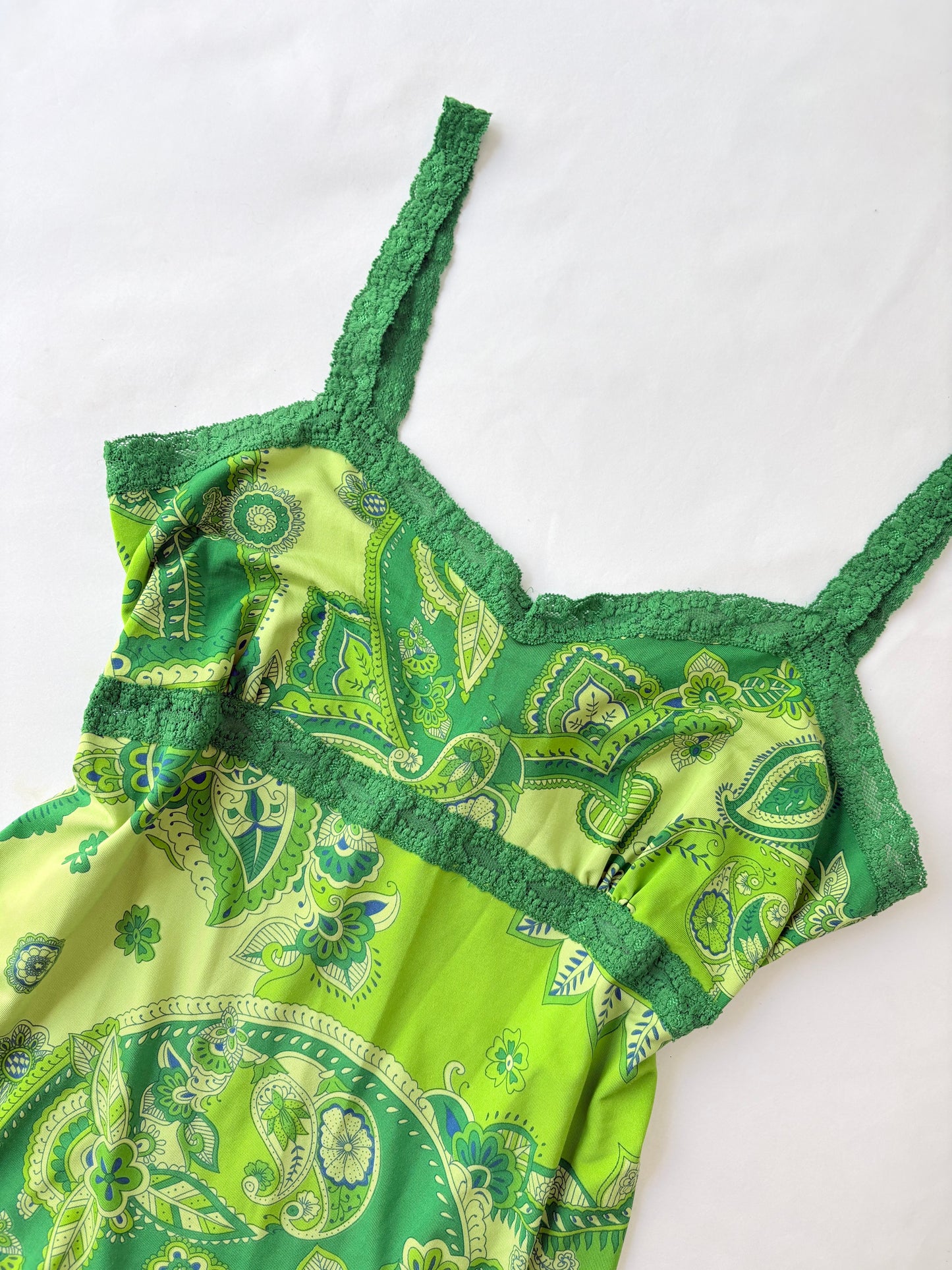 00’s Bob Mackie paisley cami | Size 14