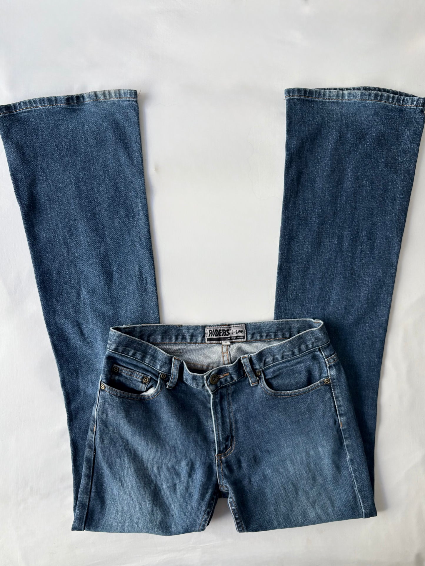 00’s Lee low rise flared jeans | Size 8