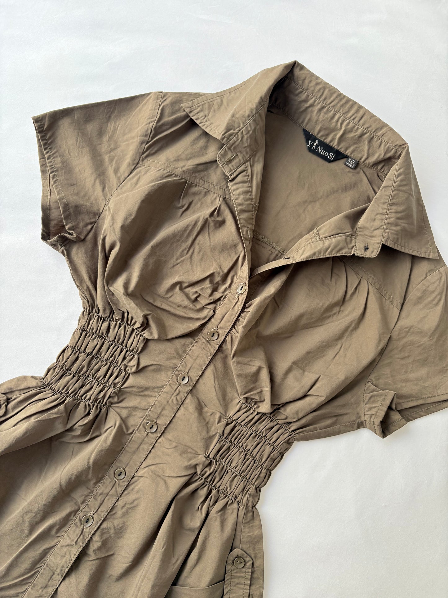 00’s Khaki cinched shirt | Size 10