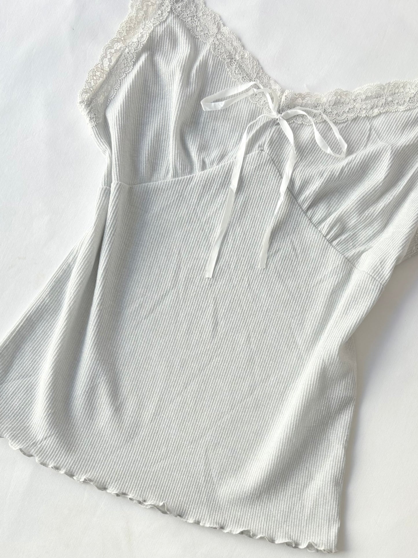 00’s Silver milkmaid lace tank  | Size medium
