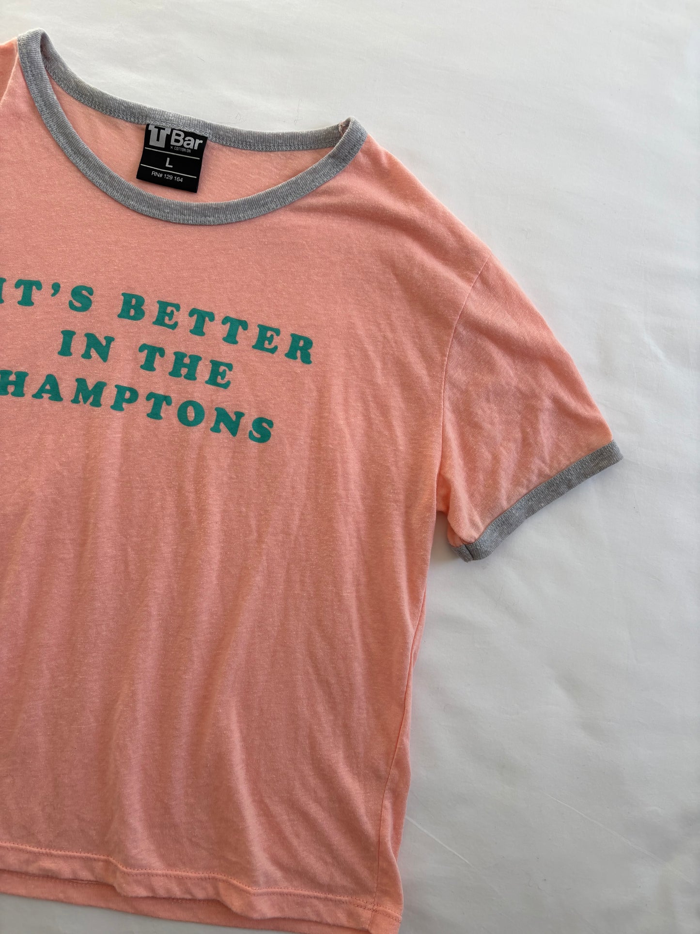 00’s Its Better In The Hamptons ringer tee | Size large