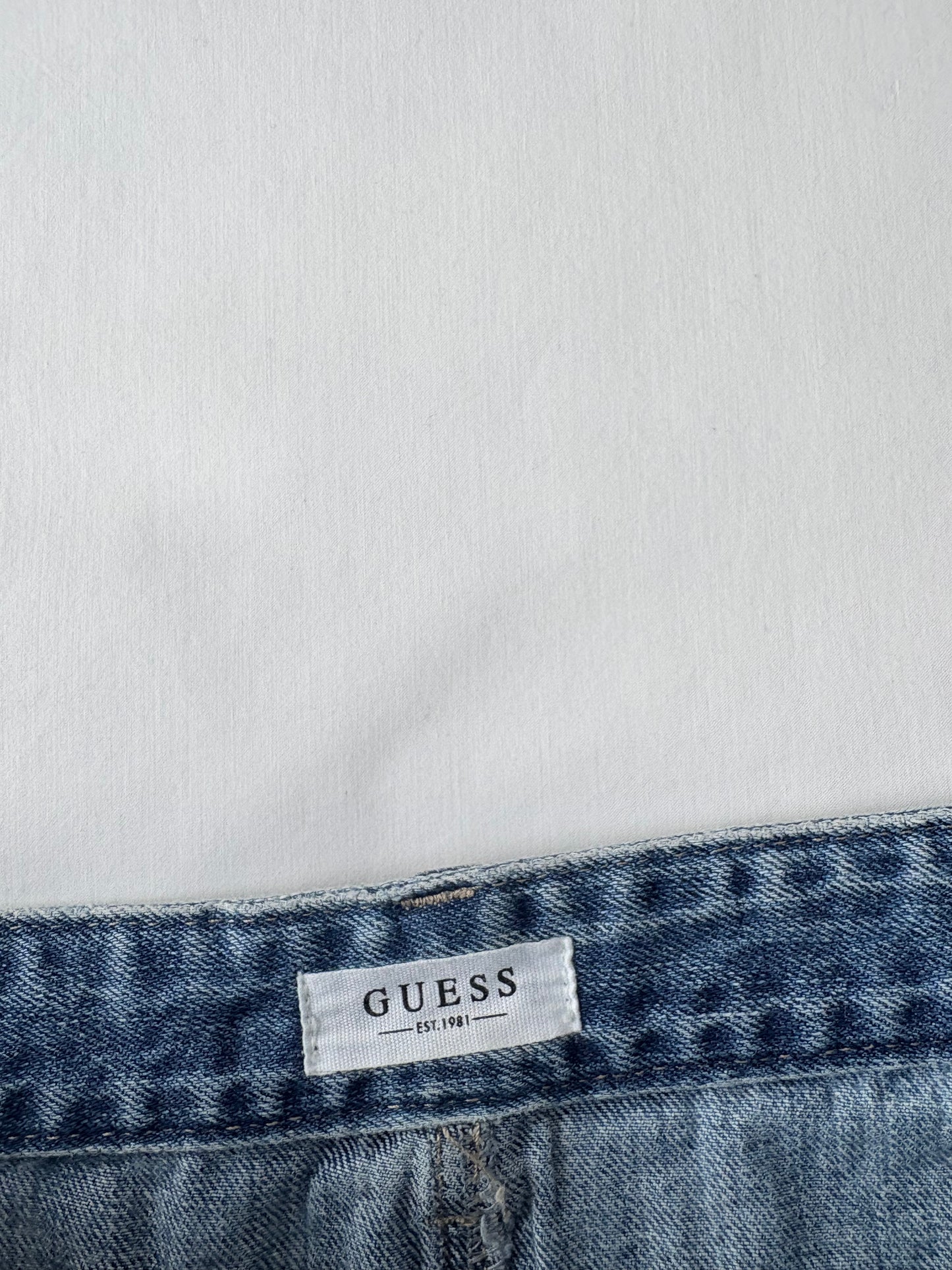 Guess denim mini skirt | Size 6