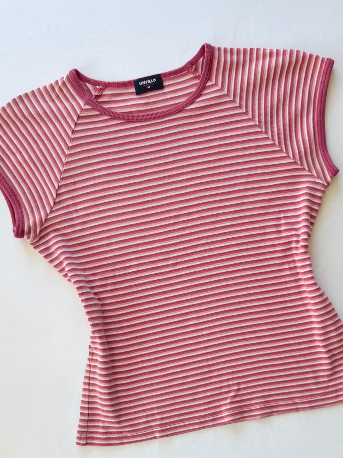 00’s Uniqlo pink ringer tee | Size medium