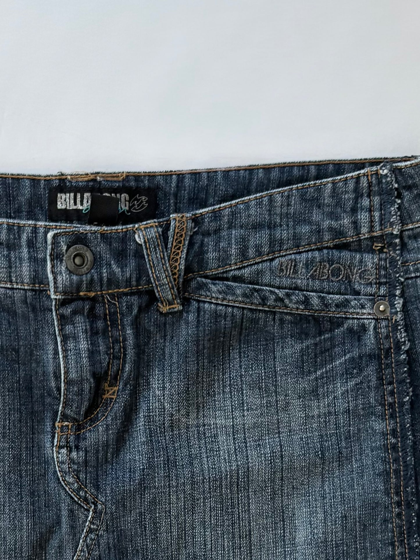 00’s Billabong denim mini skirt | Size 12