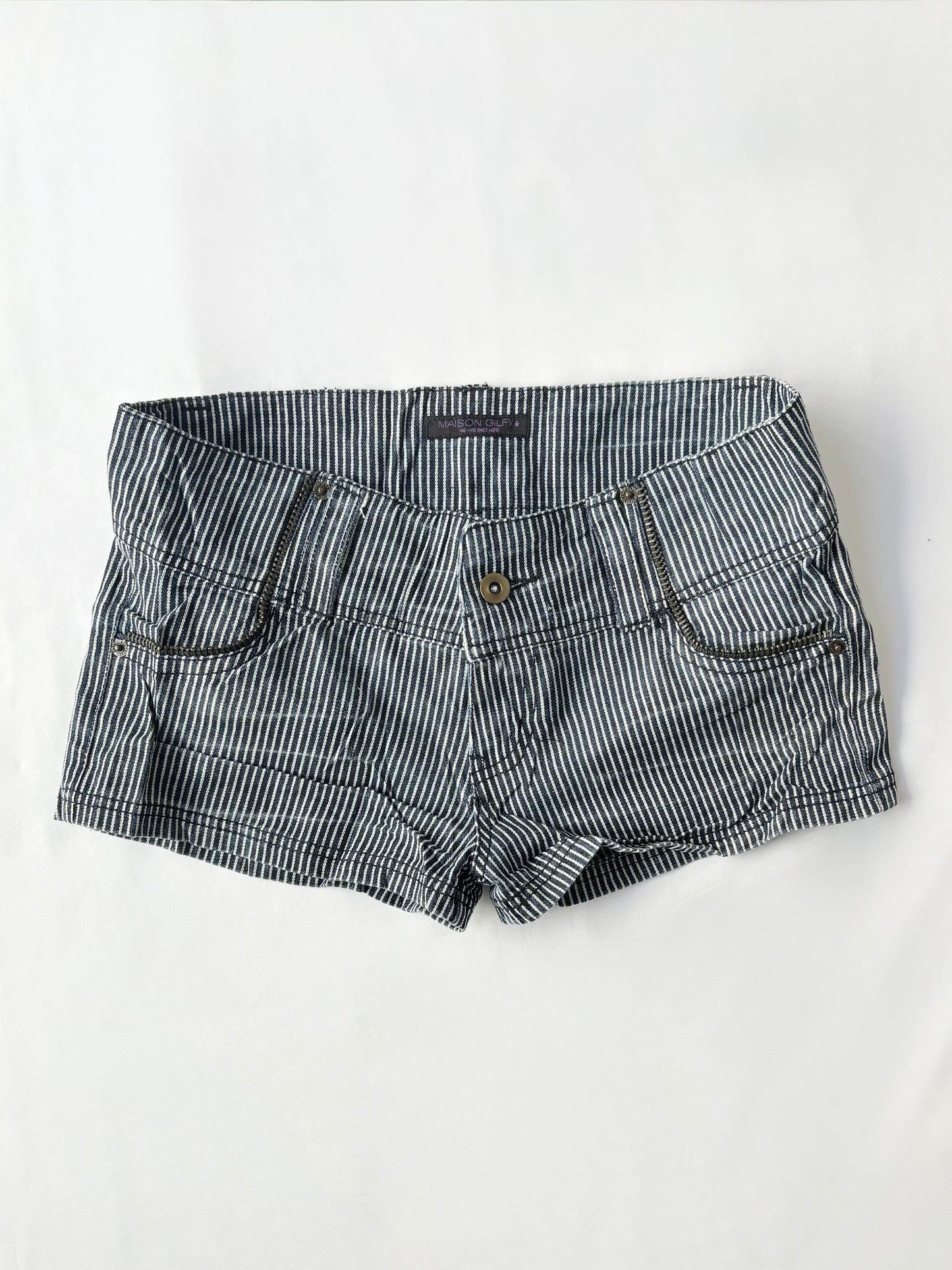 00’s Pinstripe zipper low rise shorts | Size 10