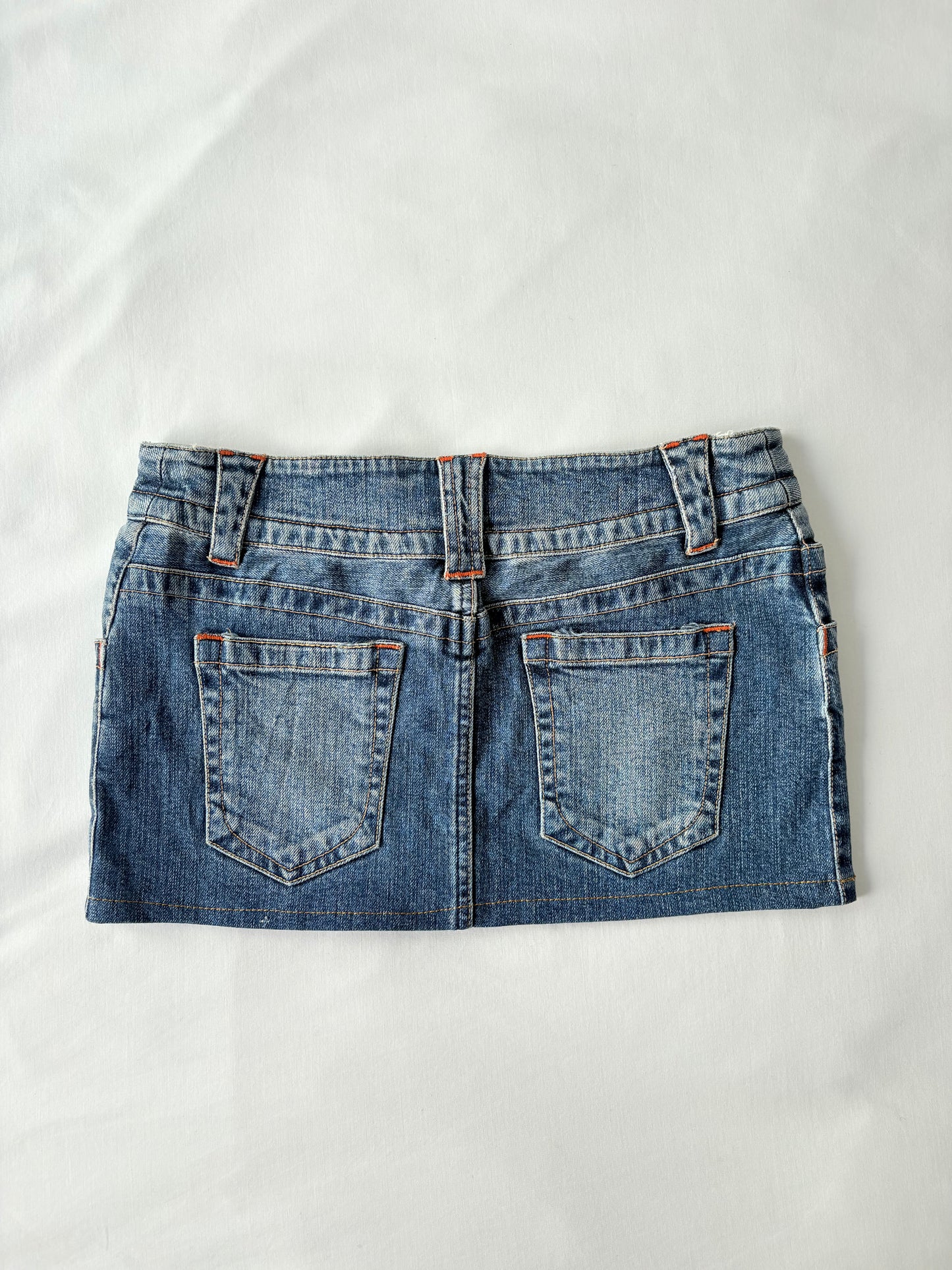 00’s Low rise denim mini skirt | Size 8