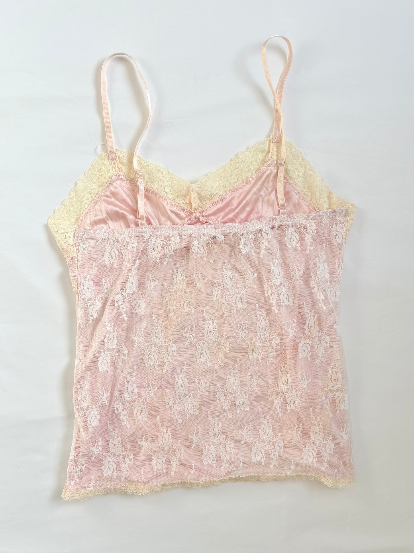 00’s Galcier baby pink lace top | Size 8