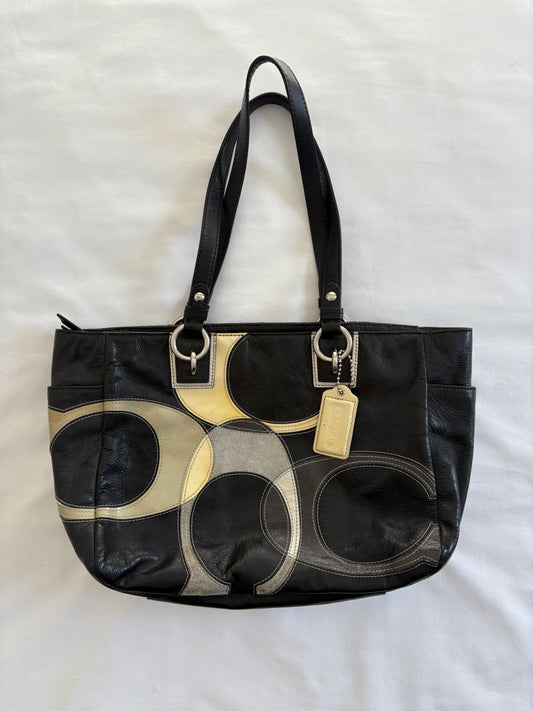 00’s Coach leather shoulder bag