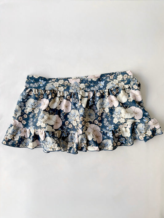 00’s Floral Japanese mini skirt | Size 8-10