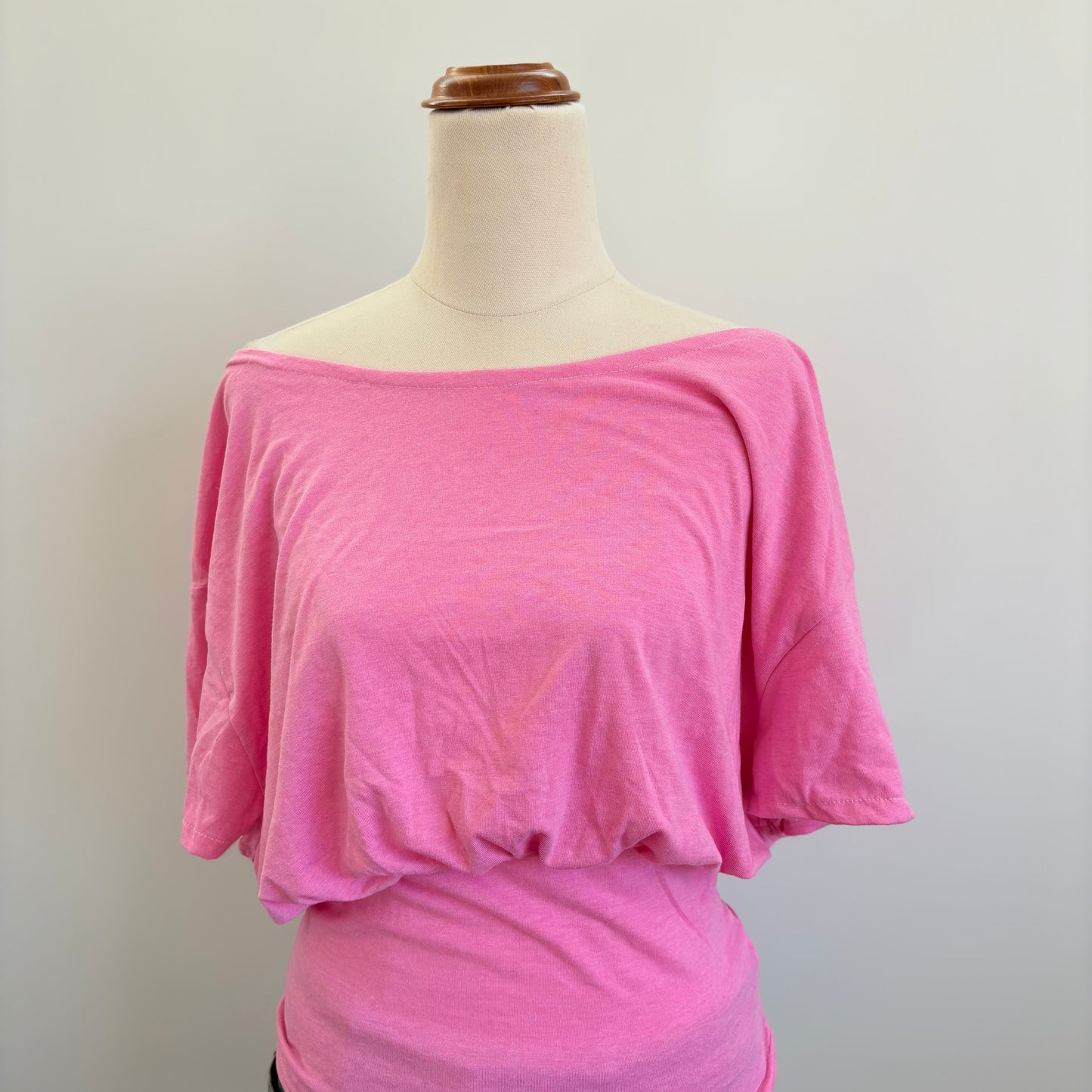 00’s Reworked off the shoulder pink top | Size 8