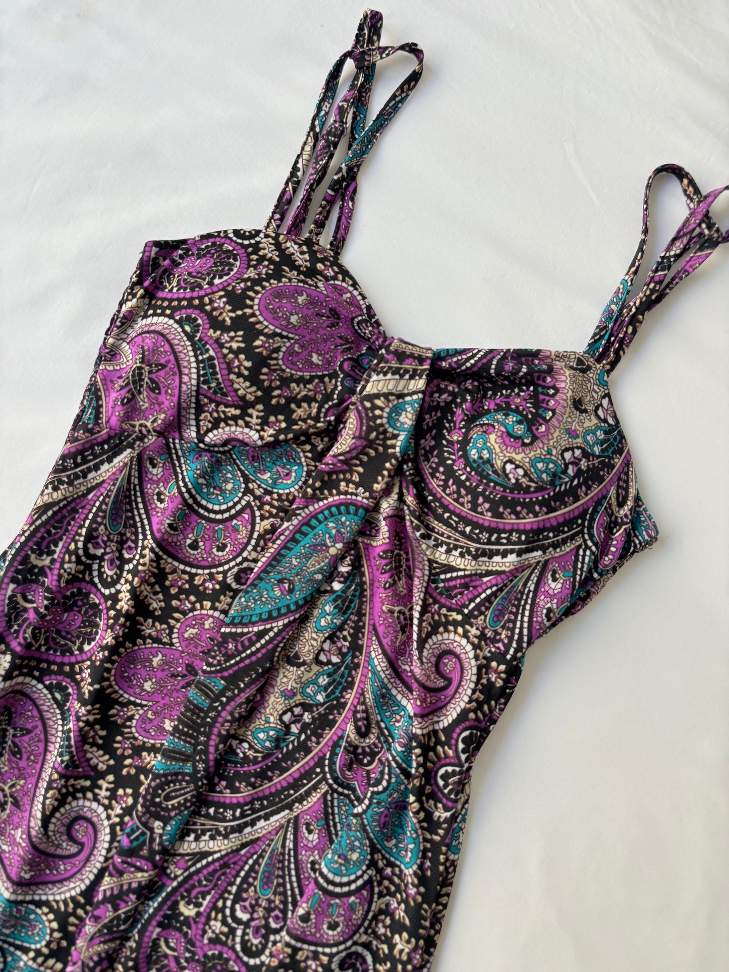 00’s Strappy paisley mini dress | Size 12