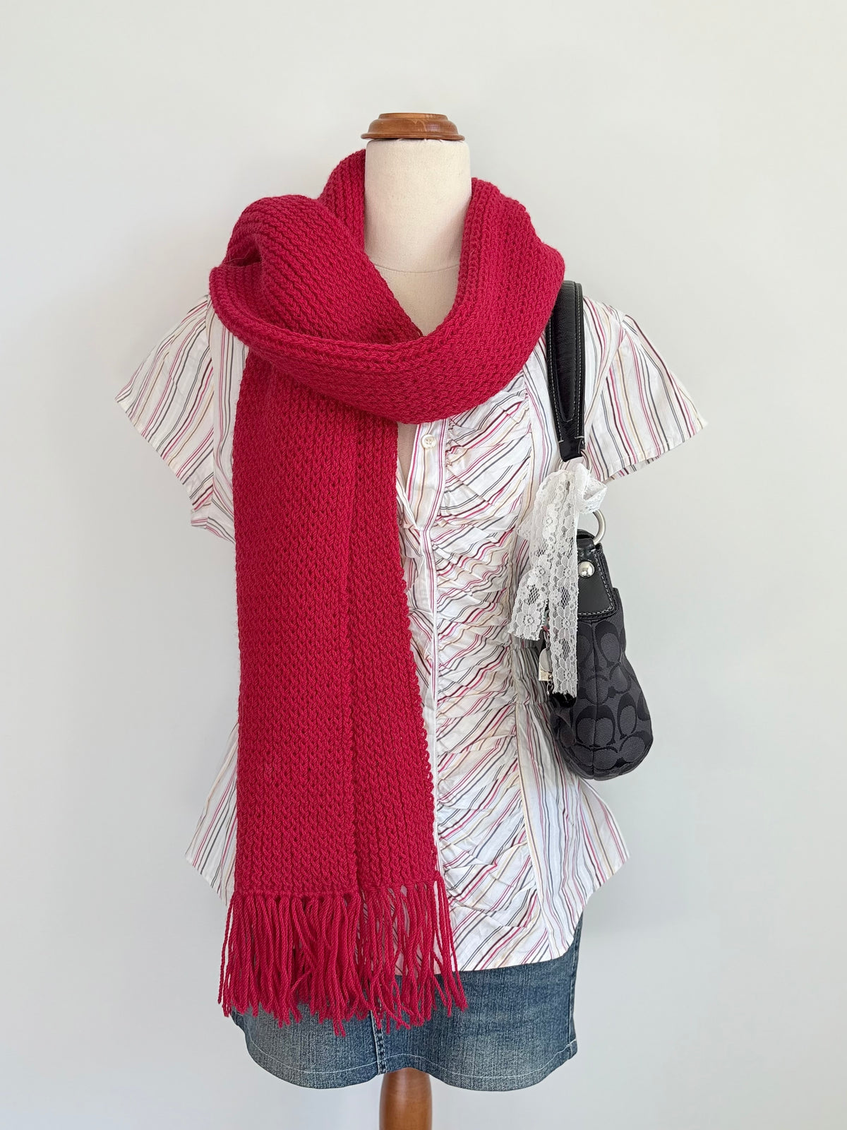 00’s Red knit tassel scarf