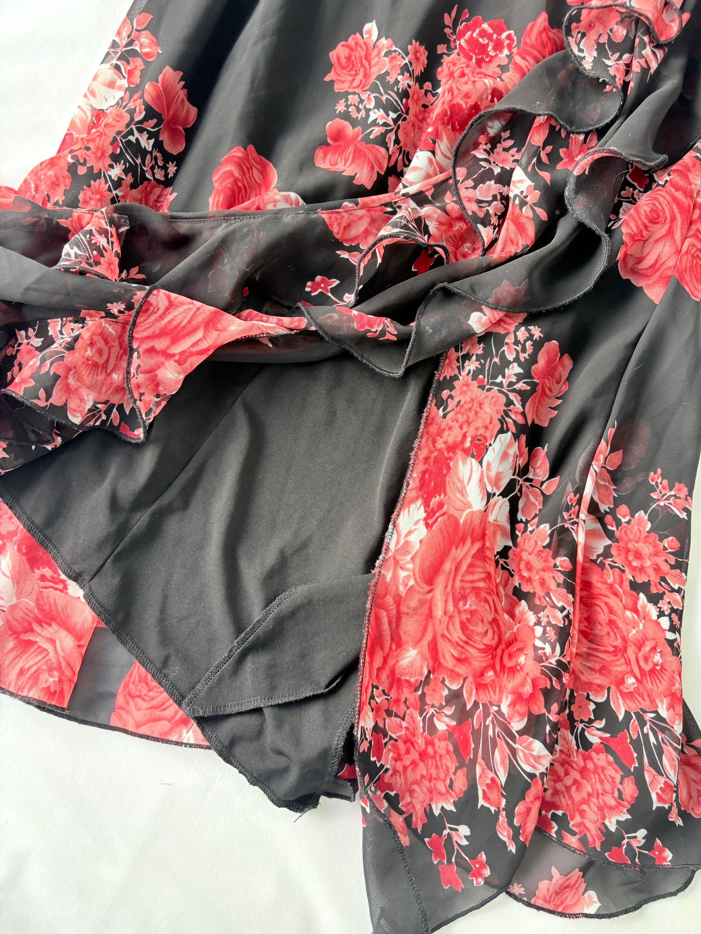 00’s Rose ruffle midi skirt | Size 6-8