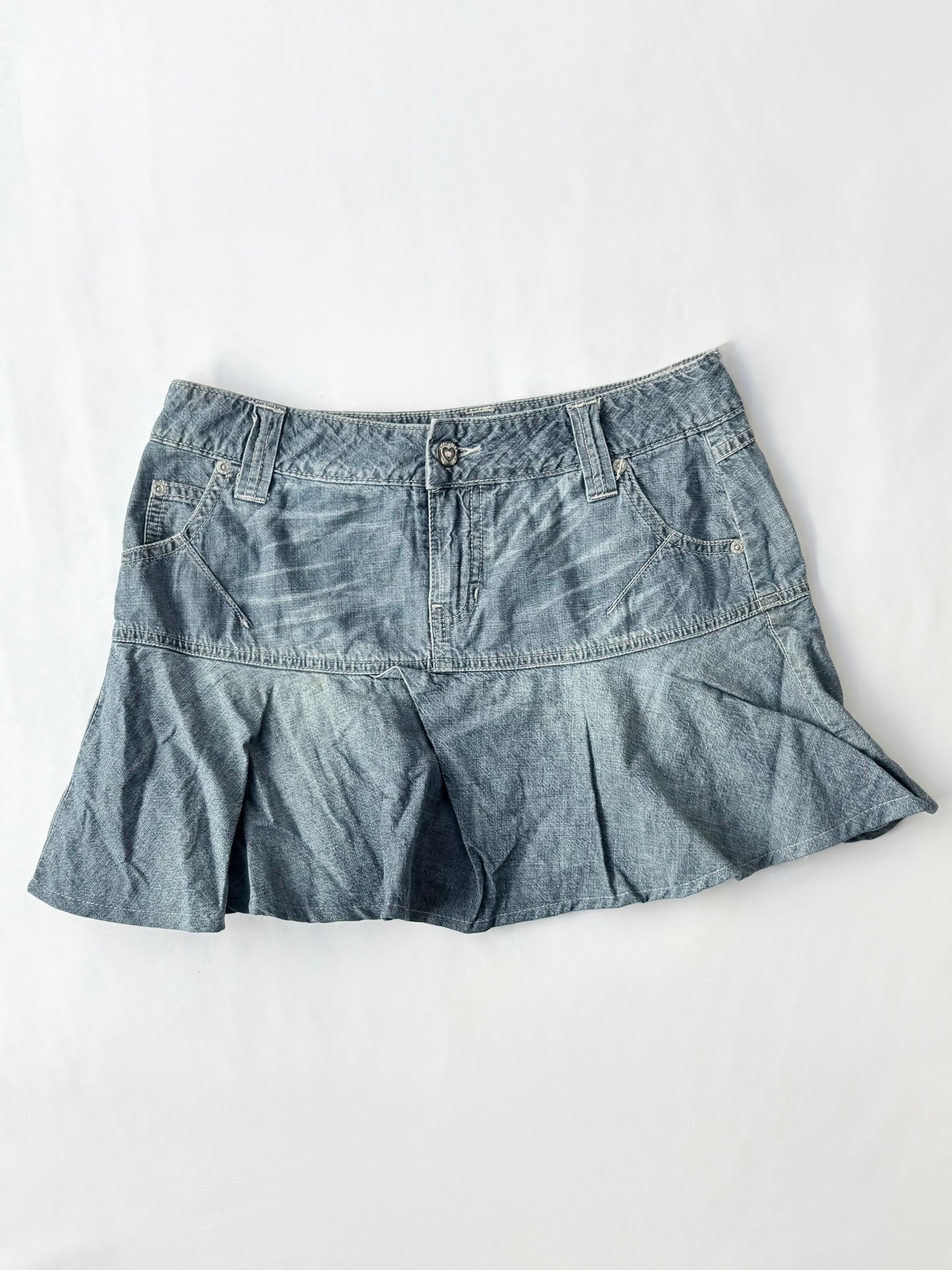 00’s Pleated Japanese denim skirt | Size 10