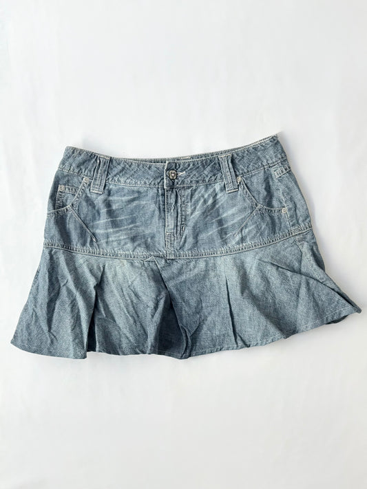 00’s Pleated Japanese denim skirt | Size 10