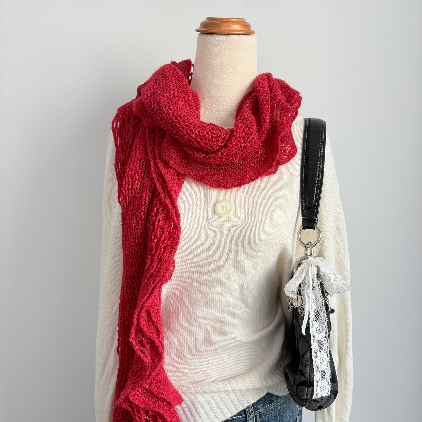 00’s Red ruffle knit scarf