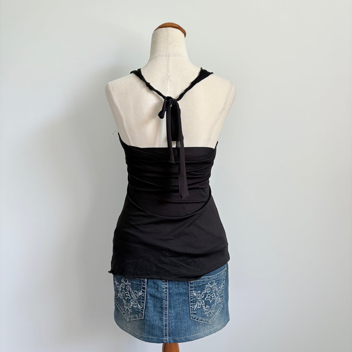00’s Pagani halter ribbon top | Size 8