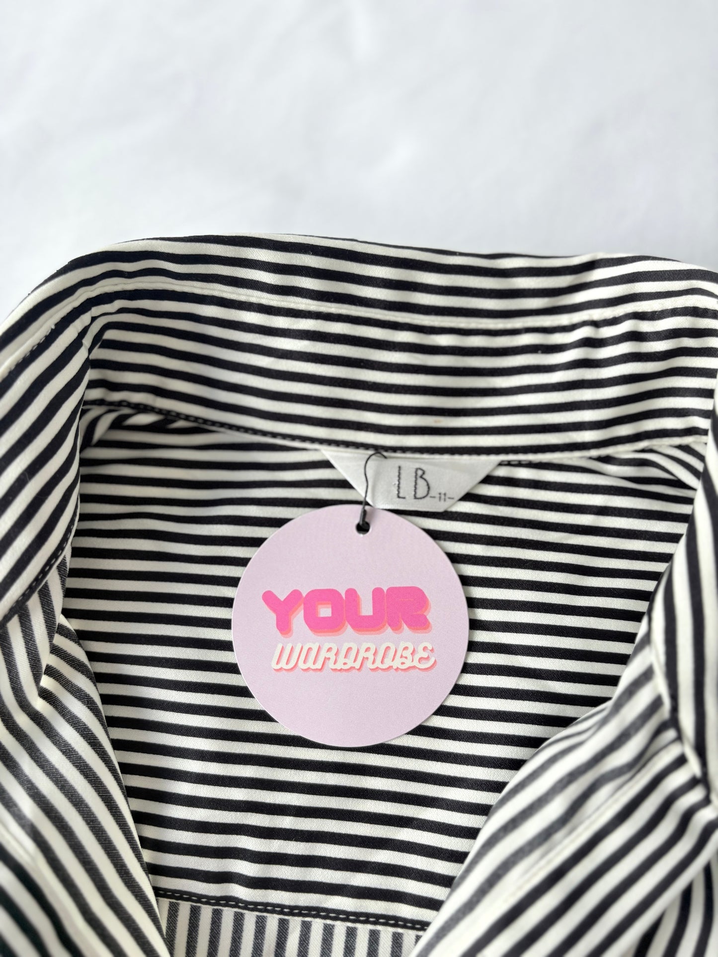 00’s Cinched striped shirt | Size 10