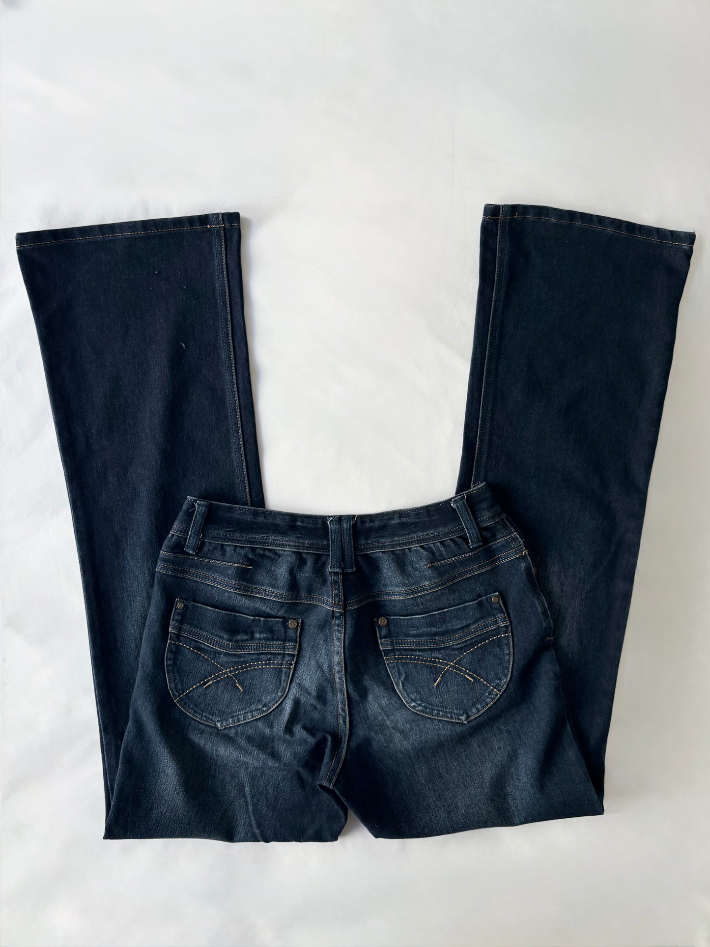 00’s Bootcut sweeper low rise jeans | Size 8