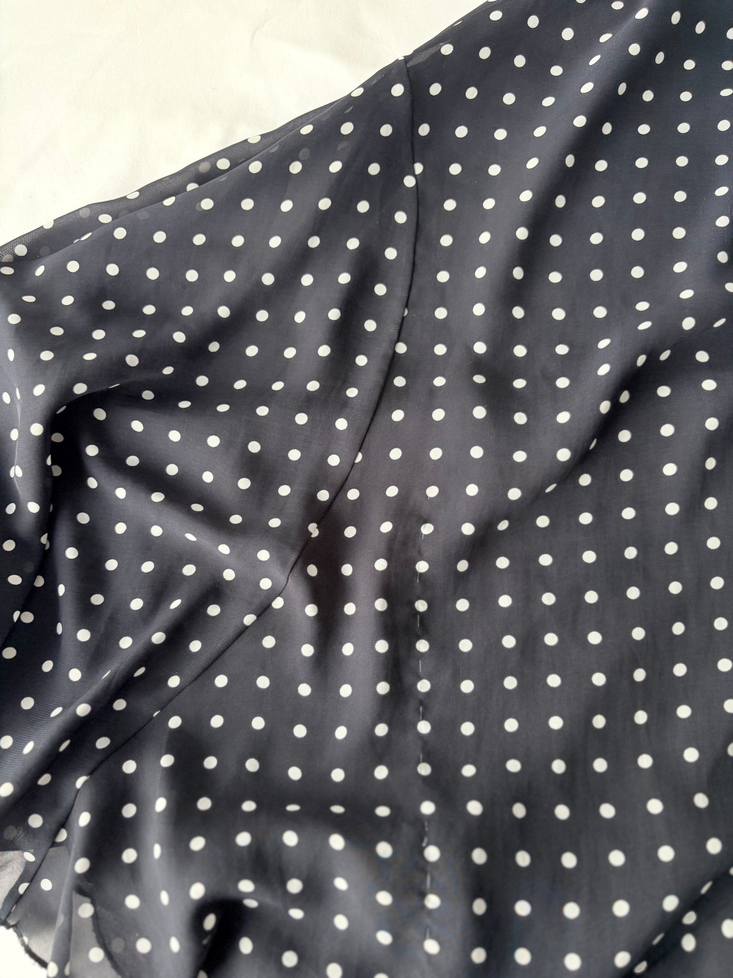 00’s Navy polka dot maxi skirt | Size 16