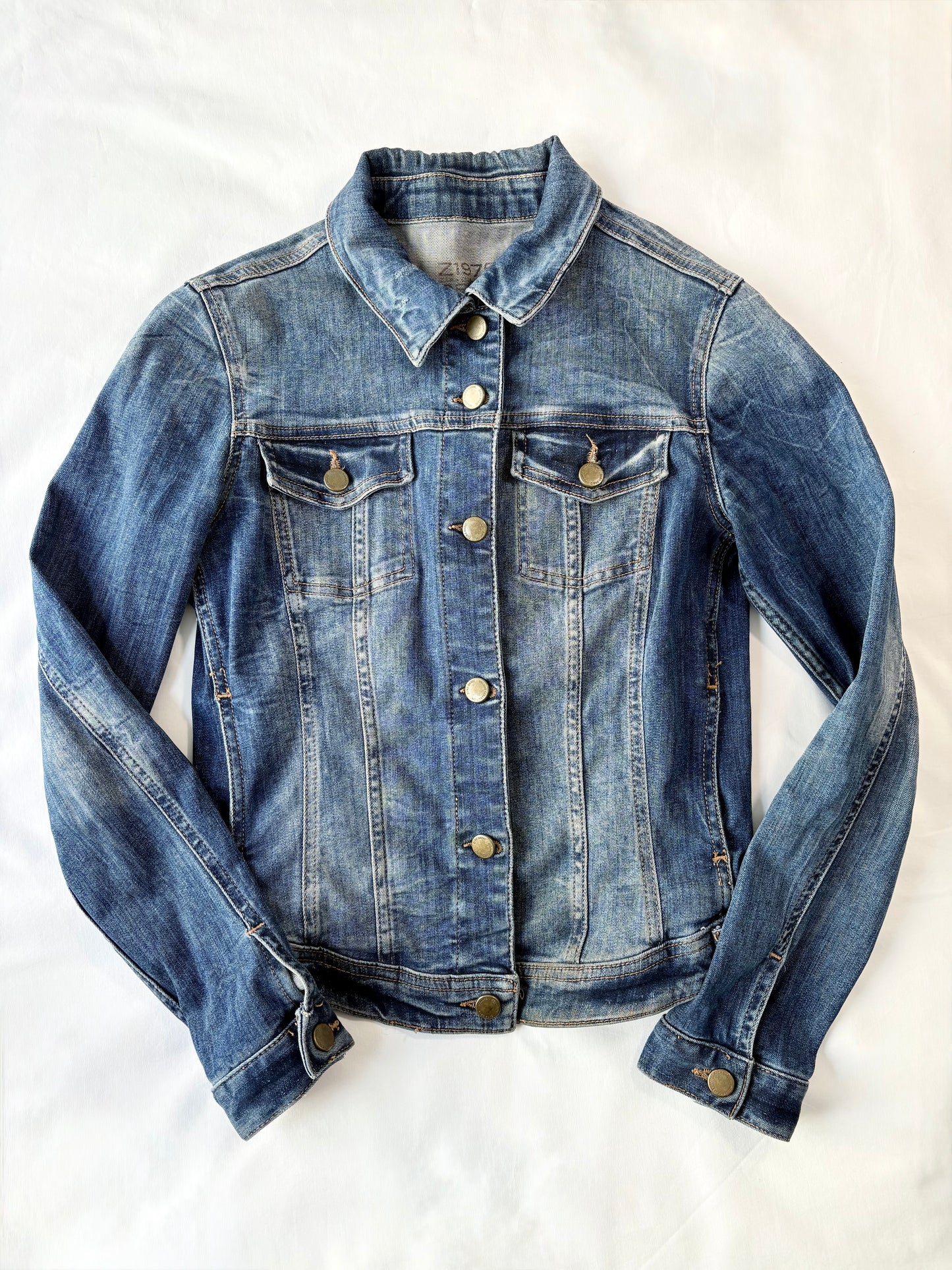 00’s Denim 1975 jacket | Size 8-10
