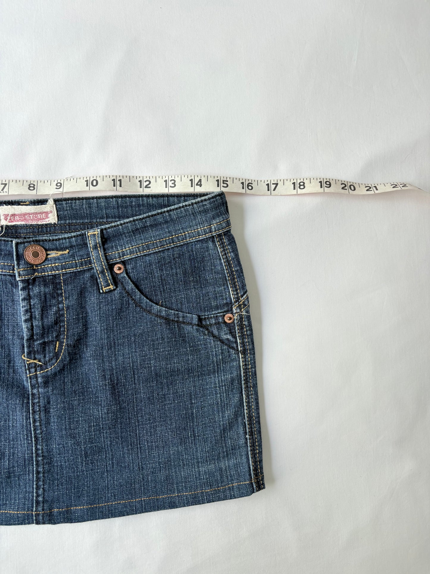 00’s Zero denim mini skirt | Size 8