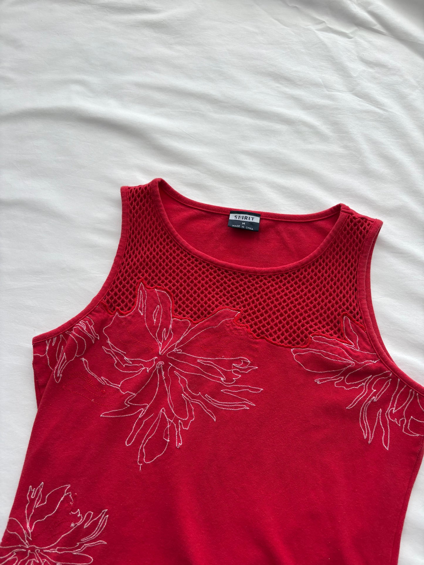 00’s Red fishnet tank | Size medium