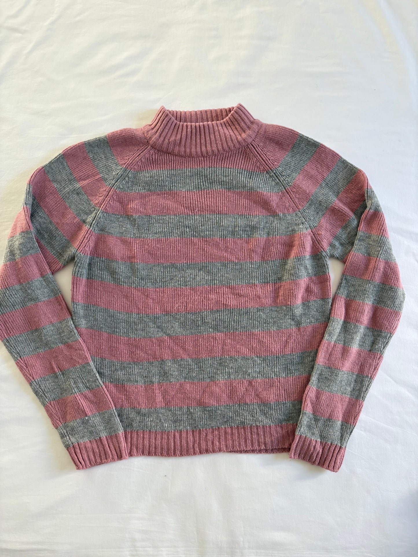 00’s Pink and grey striped knit | Size medium