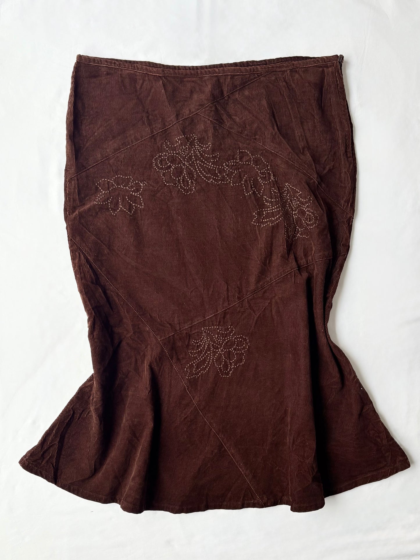 00’s Corduroy embroidered midi skirt | Size 14