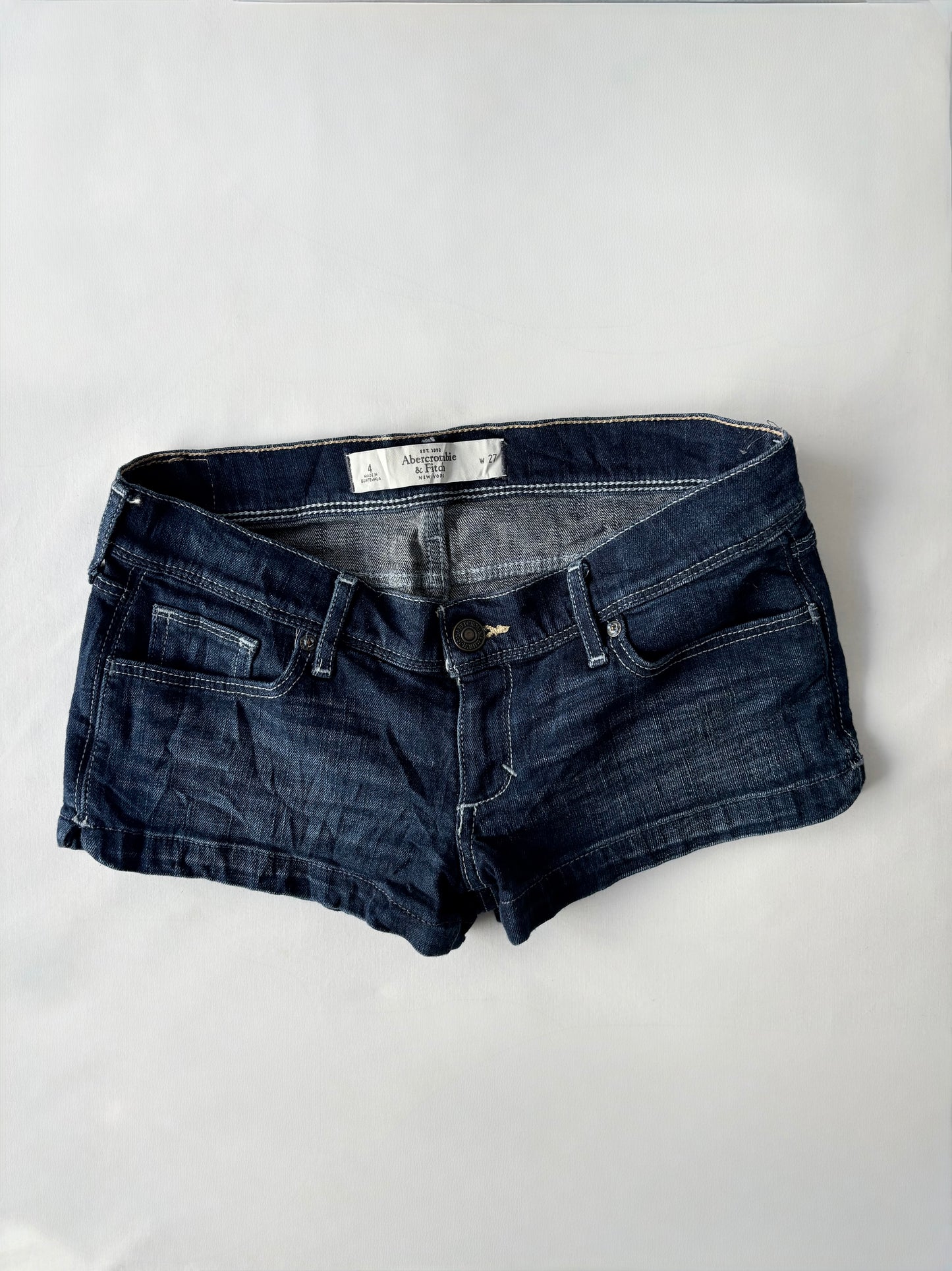 00’s Abercrombie dark wash shorts | Size 10