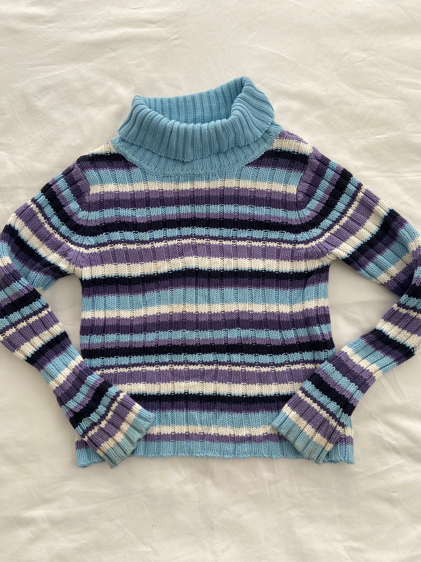 00’s Blue striped knit | Size 6-8