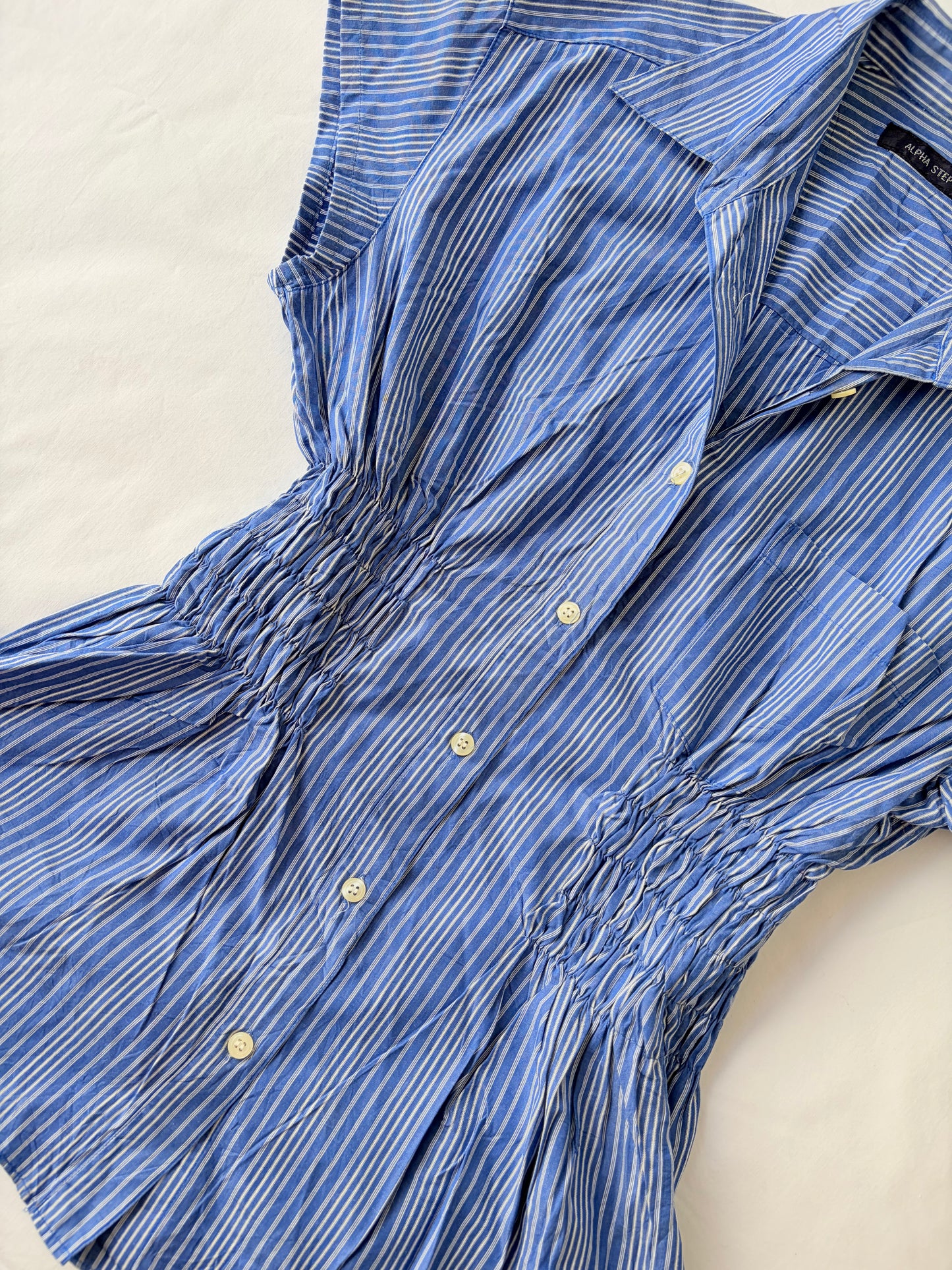 00’s Blue striped cinched shirt | Size 14