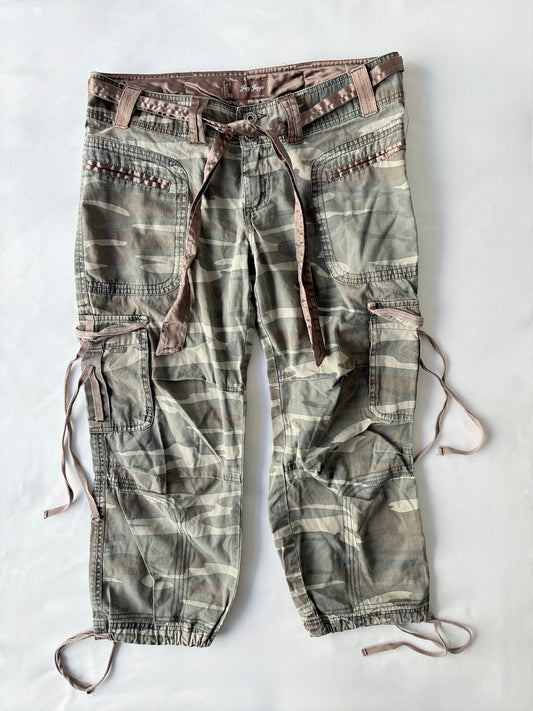 00’s Jay Jays cargo capris | Size 10