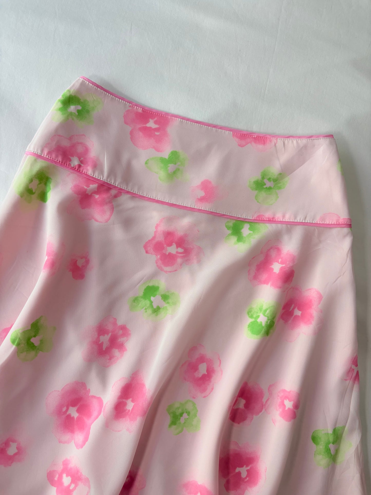 00’s Pink and green floral midi skirt | Size 8
