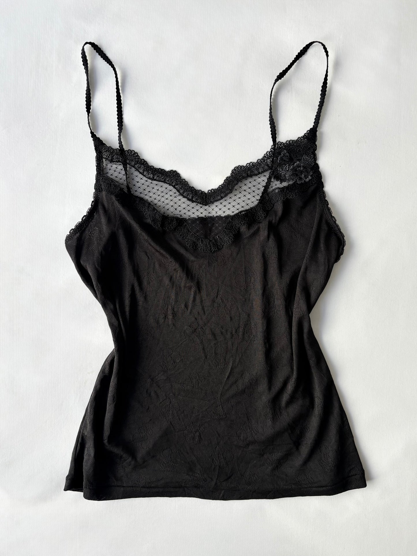 00’s Embroidered black cami | Size 10-12