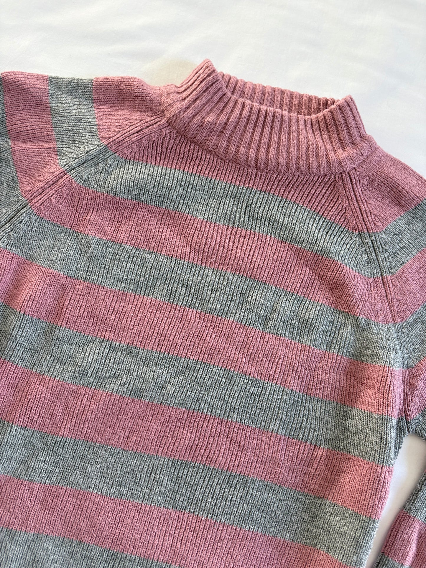 00’s Pink and grey striped knit | Size medium
